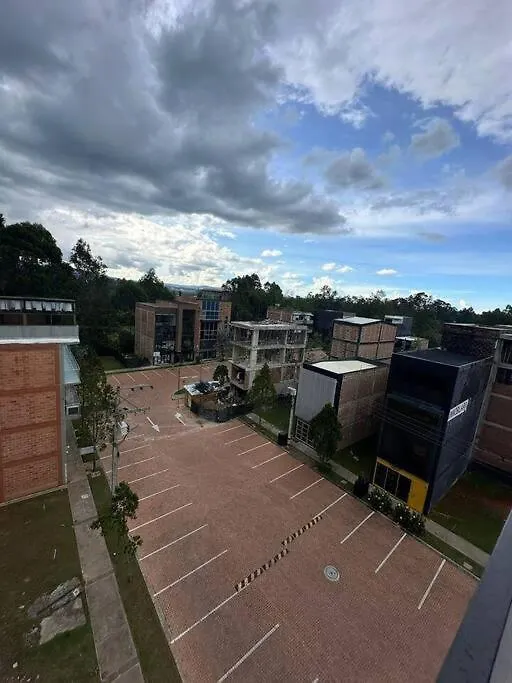 Loft En Llanogrande Cerca A Centros Comerciales Rionegro Lägenhet
